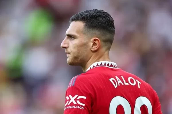 Diogo Dalot kebugaran man united temp