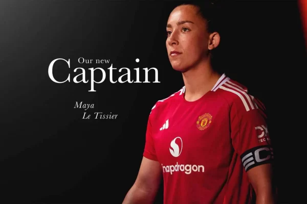 Maya Le Tissier man united Merefleksikan temp