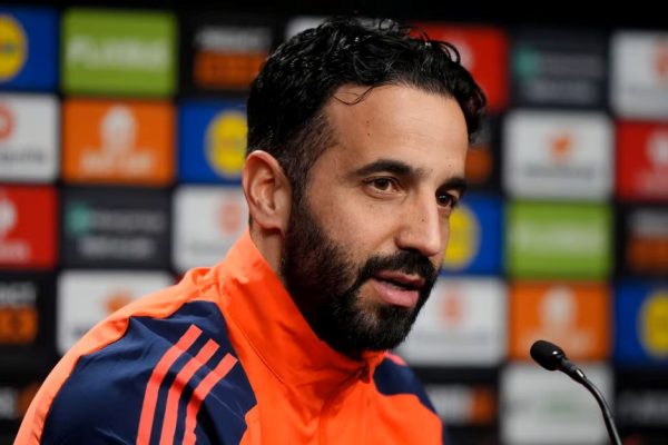 Ruben amorim man united Tampilkan Strategi temp