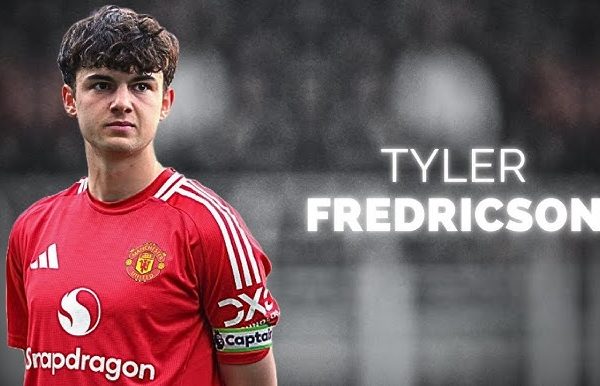 Tyler Fredricson man united Pemain Terbaik Cadangan temp